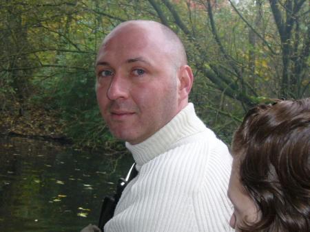 voila mon beux pere et cc le papa a lorena